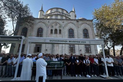 bogazici-universitesinde-oldurulen-15-yasindaki-hilal-son-yolculuguna-ugurlandi