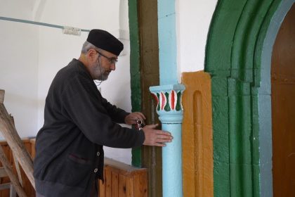gumushanede-143-yillik-camide-deprem-ve-heyelan-uyari-sistemi