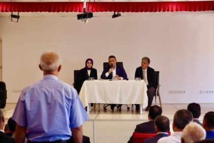 vali-sozer-muhtarlarla-bir-araya-geldi