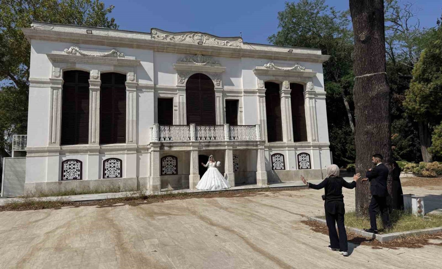 yildiz-parkindaki-tarihi-kasirlar-evlenenlerin-fotograf-platosu-oldu