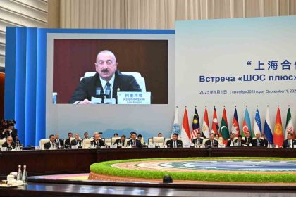 aliyev-yakin-gelecekte-zengezur-koridoru-hem-orta-koridorun-hem-de-kuzey-guney-koridorunun-bir-sonraki-onemli-bolumu-haline-gelecek