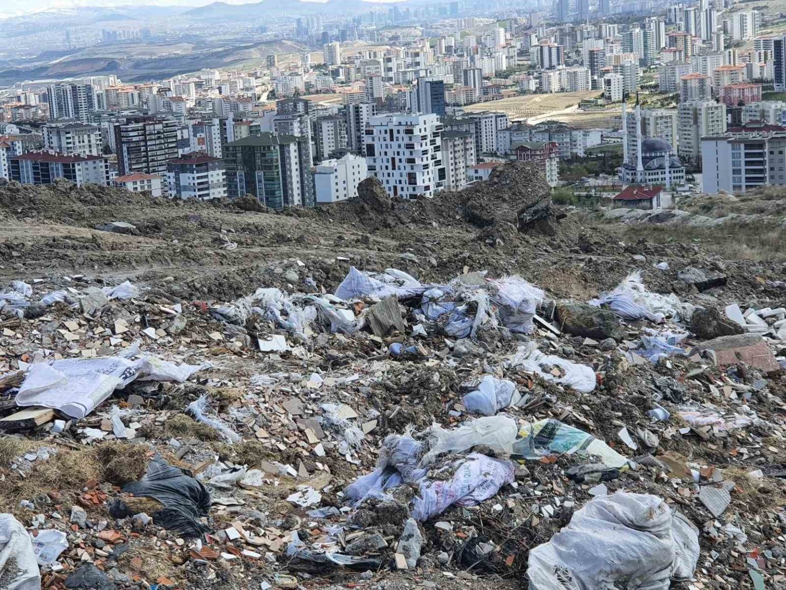 atiklari-kaldirmayan-etimesgut-belediyesine-668-bin-677-lira-ceza