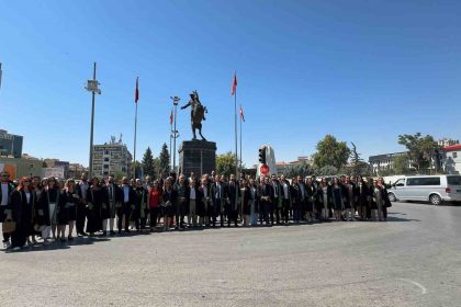 baro-baskani-ozturk-hukuk-fakultelerinin-plansizca-acilmasinin-meslegin-gelecegini-tehdit-ediyor