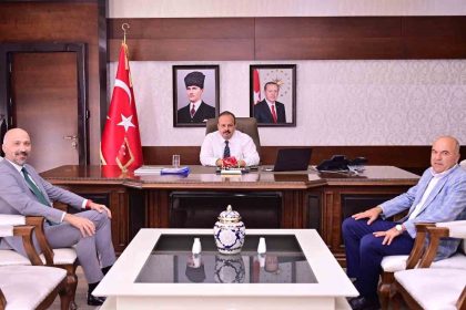 baskan-arikan-vali-canbolat-ile-bir-araya-geldi