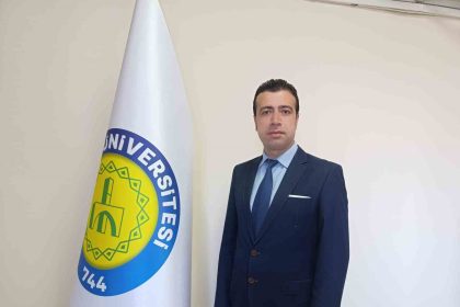 kardesi-ve-yegenlerinin-gozu-onunde-enistesini-oldurdu