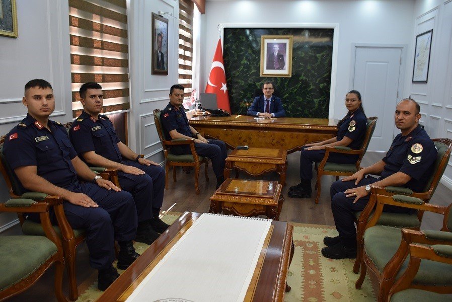 kaymakam-guldogan-subay-adaylarini-makaminda-agirladi