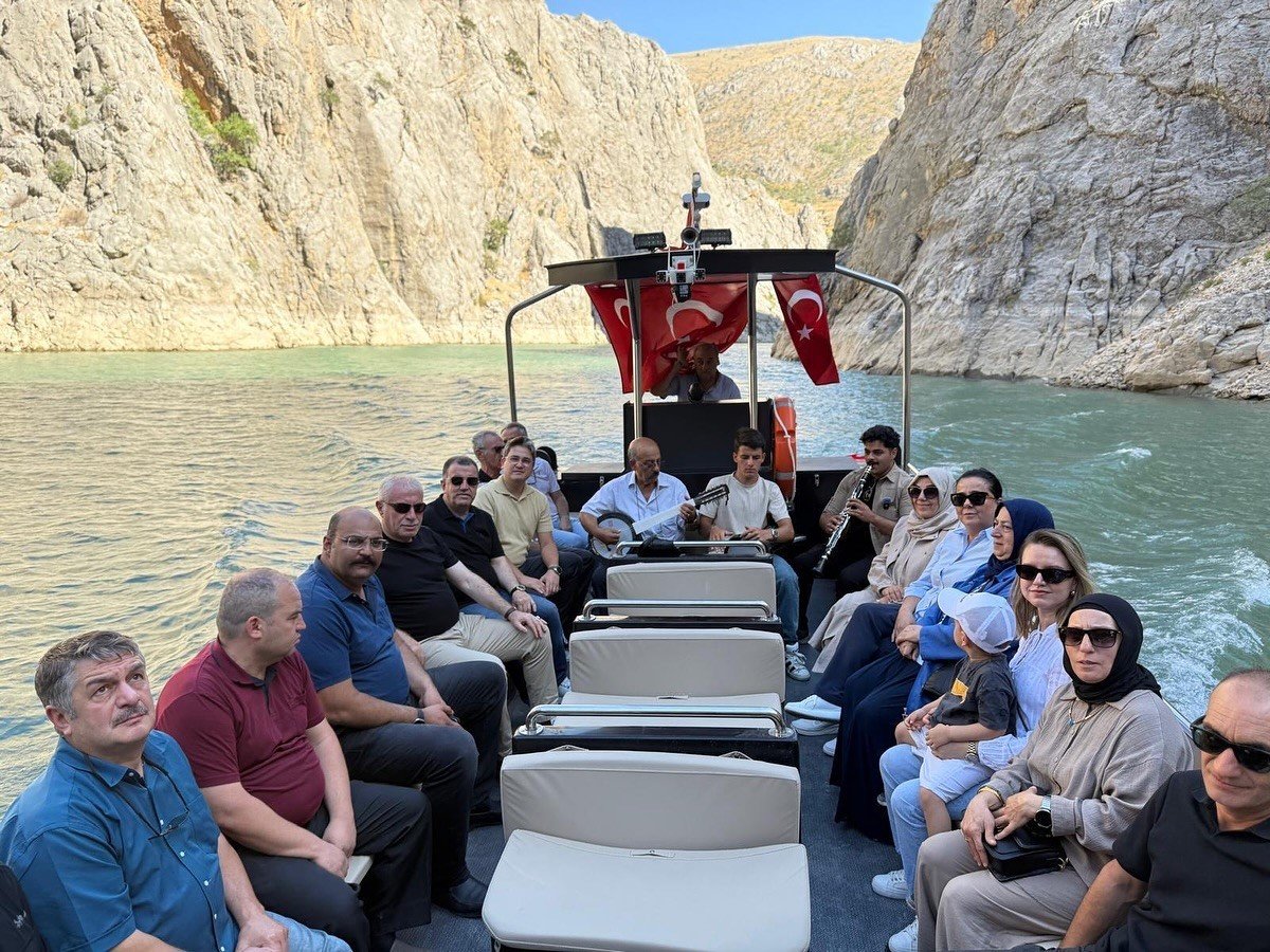 kemaliye-hafta-sonu-bayburt-protokolunu-agirladi