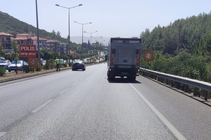 muglada-trafik-kazasi-3-yarali