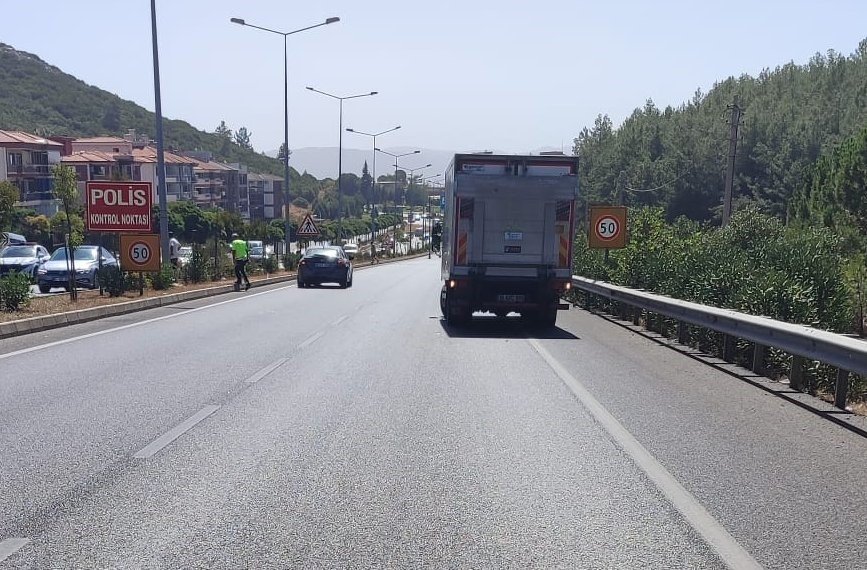 muglada-trafik-kazasi-3-yarali