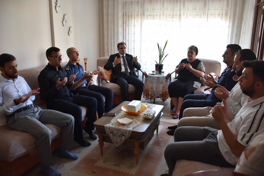 sehit-polis-lokman-cankaya-23-yilinda-unutulmadi