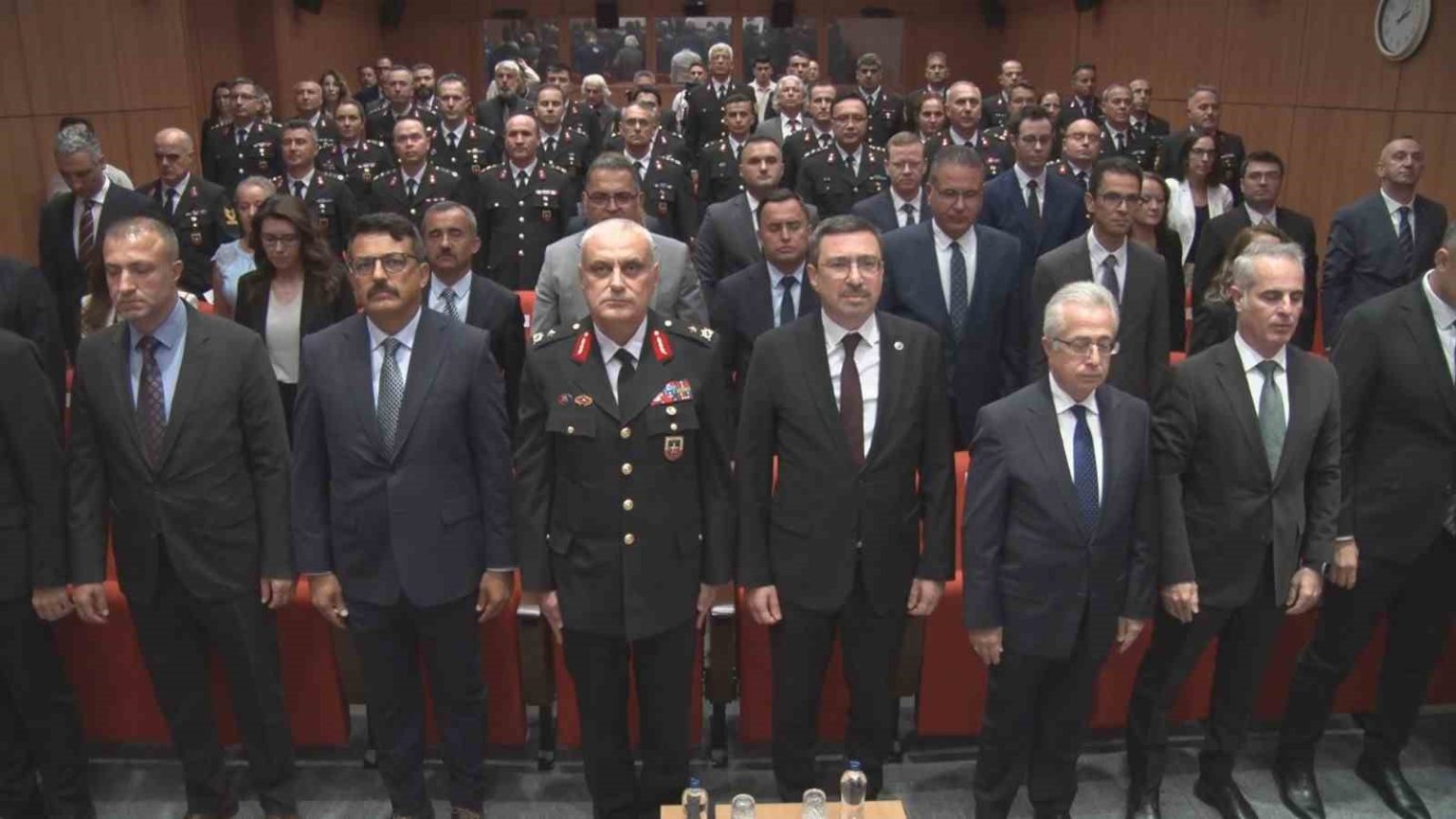 spkdan-finans-egitiminde-basarili-olan-jandarma-personeline-finansal-guvenlik-sertifakasi