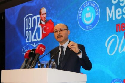 turk-egitim-sen-baskani-geylan-atamalari-kpss-siralamasina-gore-yapin