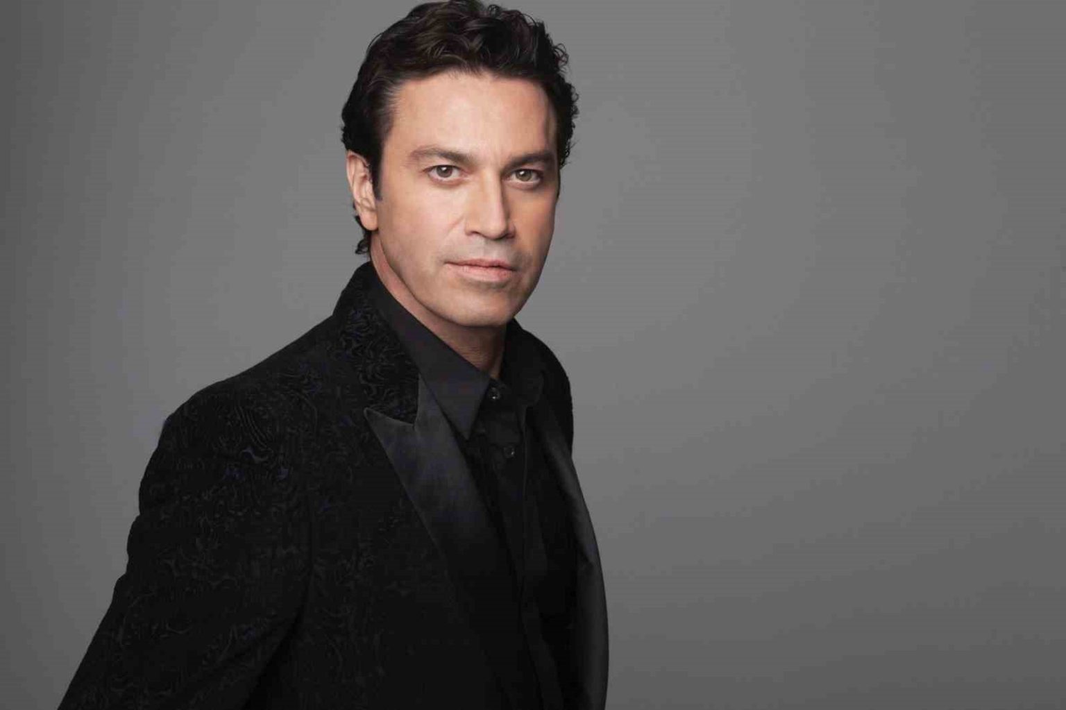 unlu-tenor-mario-frangoulis-istanbul-izmir-ve-ankarada-konser-verecek