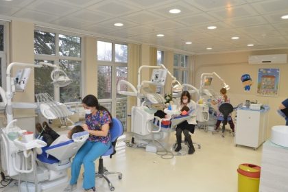 usak-modern-teknoloji-ve-akademik-gucle-donatilmis-dis-hastanesine-kavusacak