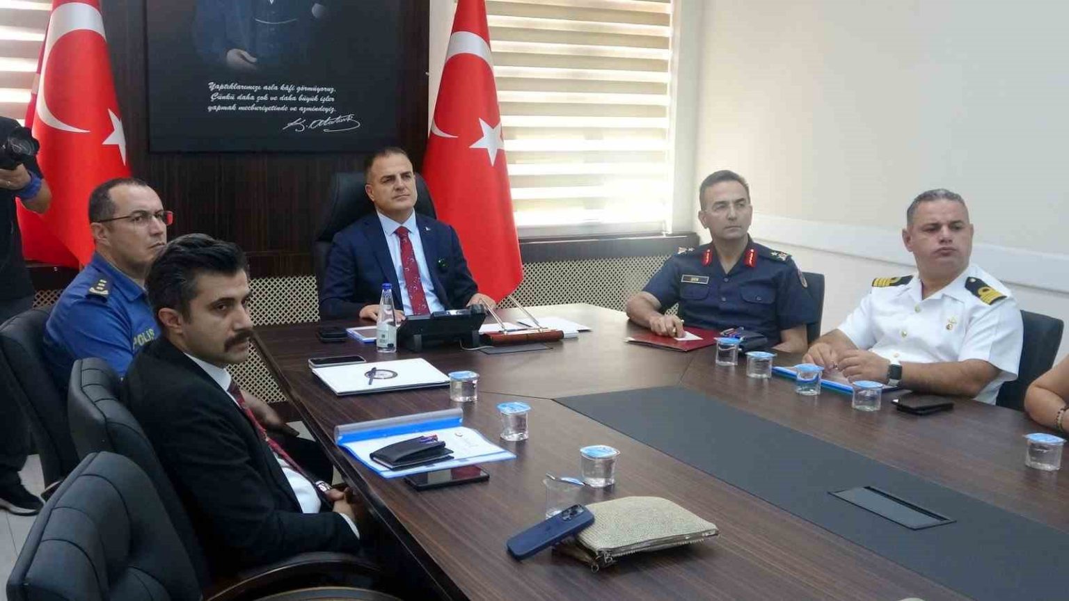 vali-akbiyik-muglada-huzur-ve-guvenlik-icin-7-24-gorev-basindayiz