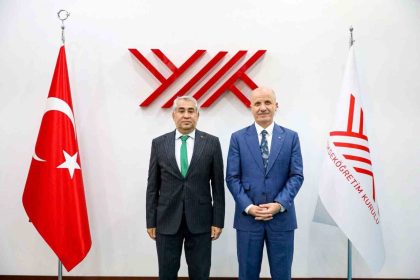 adu-rektoru-kent-universitedeki-calismalar-hakkinda-yok-baskani-prof-dr-ozvara-sunum-yapti