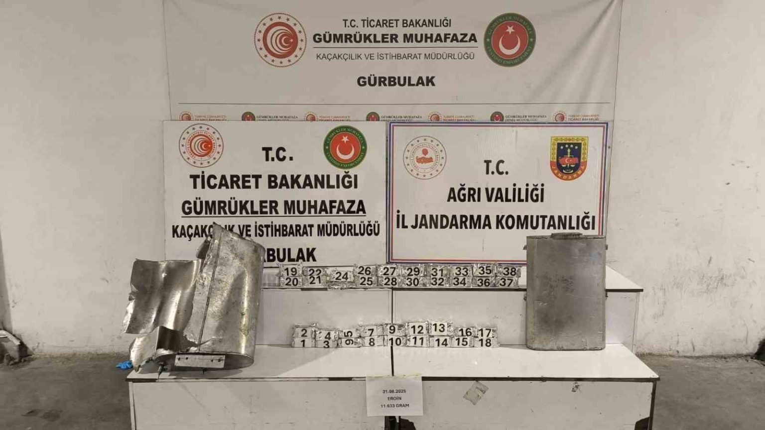agrida-tirin-yakit-deposunda-11-kilo-eroin-ele-gecirildi