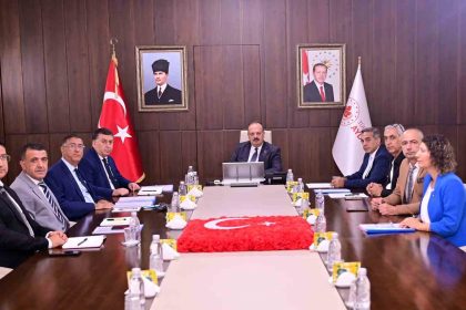 aydinda-sosyal-konut-projesi-masaya-yatirildi