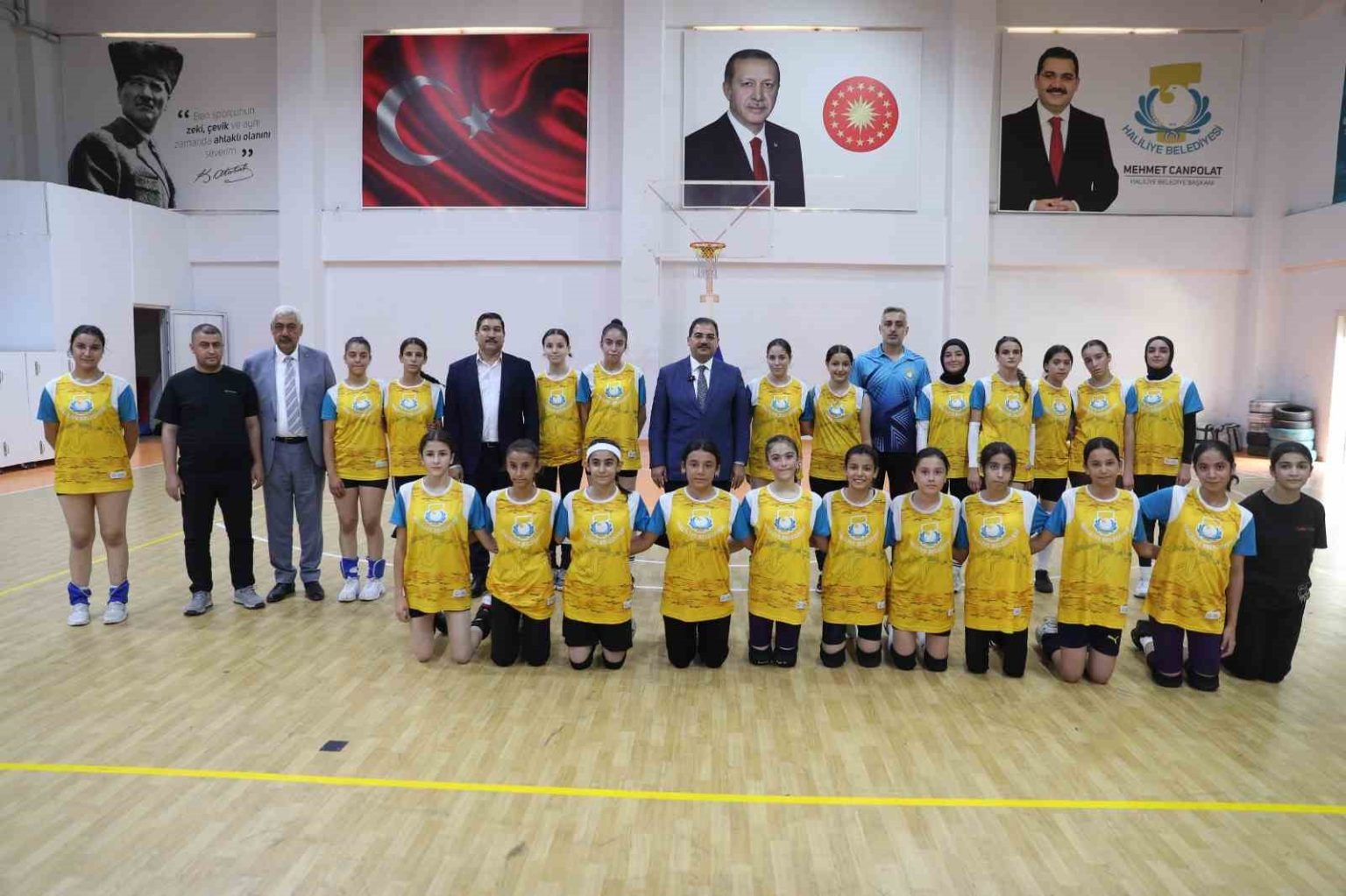 baskandan-dunya-sampiyonuna-moral-ziyareti