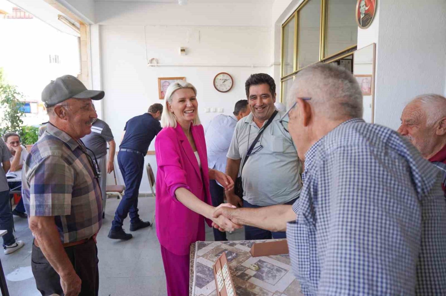 bilecik-belediye-baskani-subasi-esnafla-bulustu