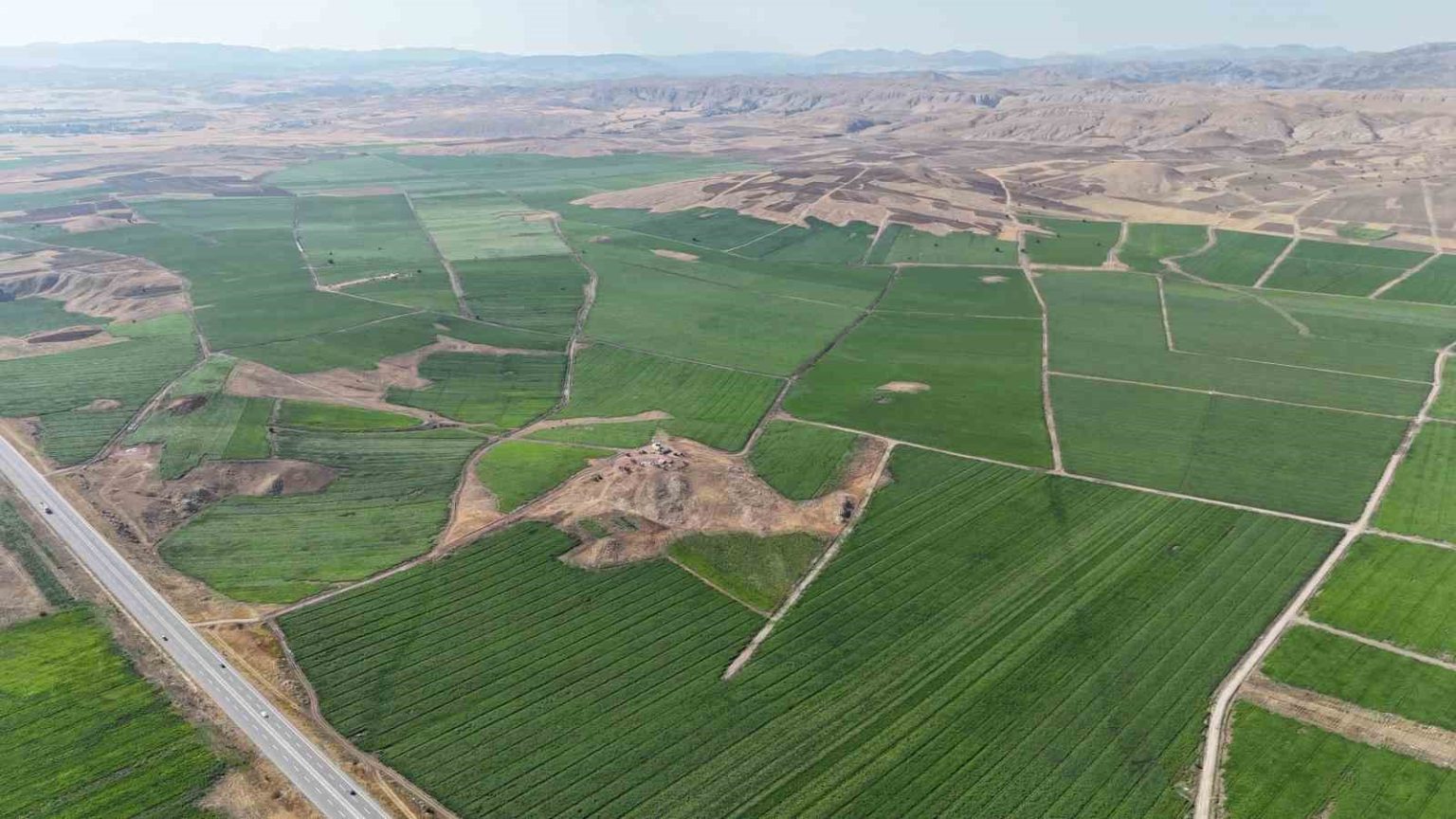 bozkir-yeserdi-110-bin-dekar-alanda-yapilan-patates-ekimi-ile-460-bin-ton-rekolte-bekleniyor