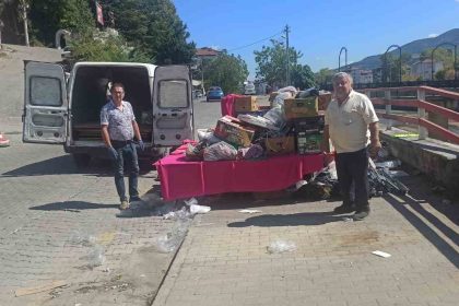 devrekte-alisveris-stantlari-kapandi