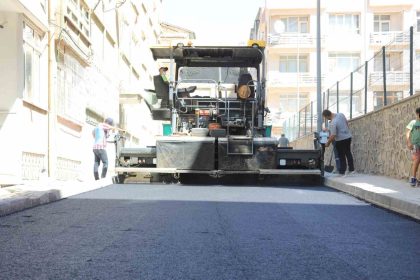 elazigda-yol-yenileme-calismalari-devam-ediyor
