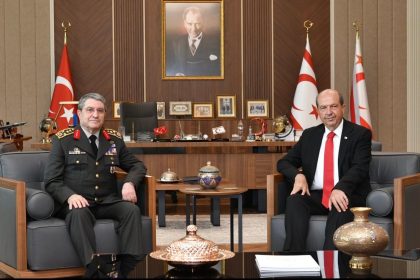 genelkurmay-baskani-bayraktaroglunun-ilk-ziyaretinin-kktcye-olmasi-sehit-yakinlarini-memnun-etti