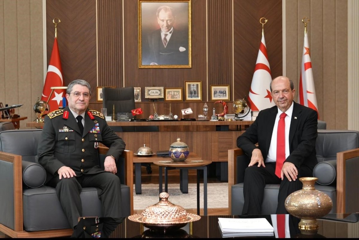genelkurmay-baskani-bayraktaroglunun-ilk-ziyaretinin-kktcye-olmasi-sehit-yakinlarini-memnun-etti