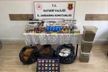kayseride-20-bin-980-adet-doldurulmus-makaron-ele-gecirildi-2-gozalti