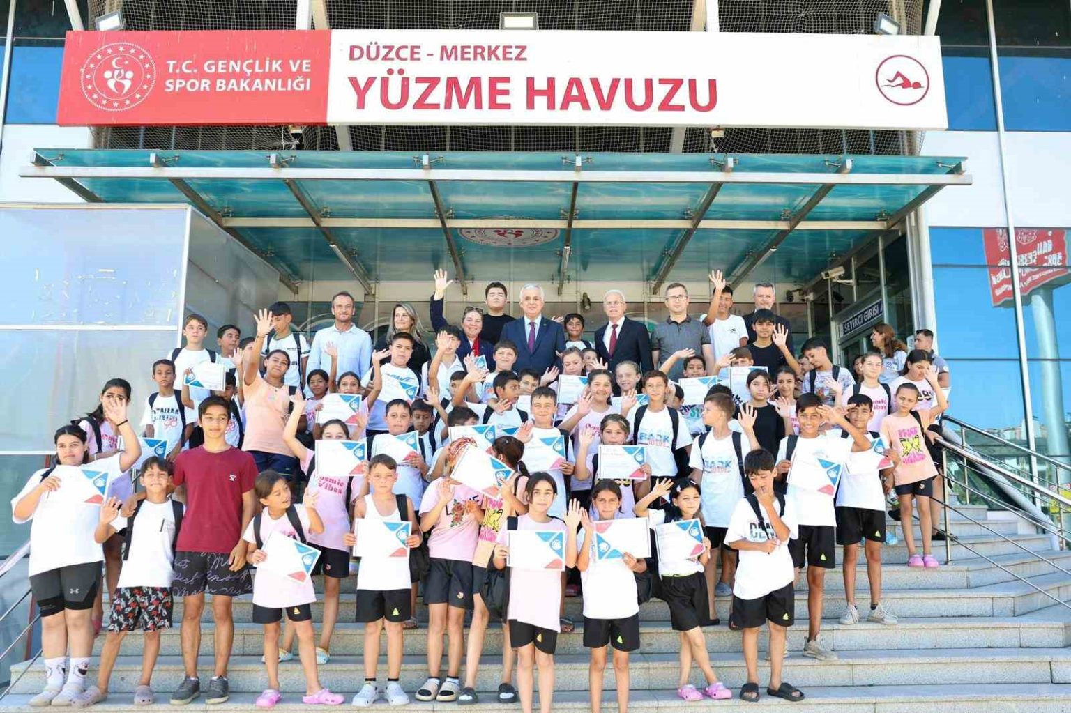 roman-cocuklar-yuzme-ogrendi