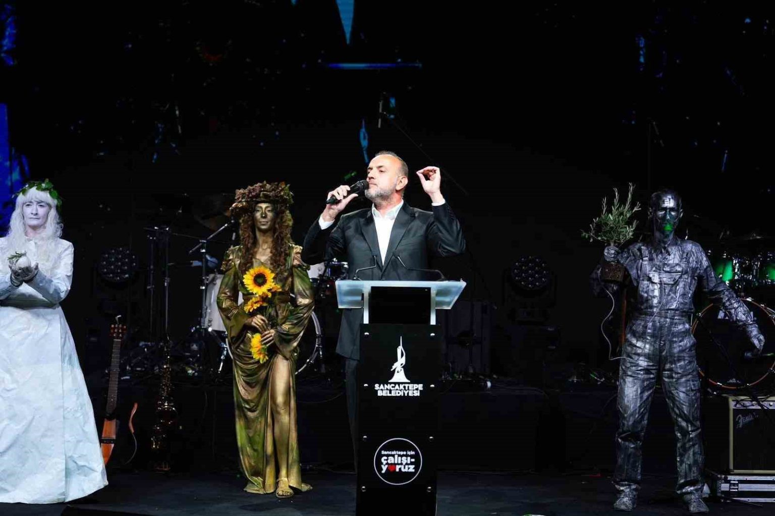 sancaktepede-kultur-sanat-festivali-baris-gununde-unutulmaz-anlara-sahne-oldu
