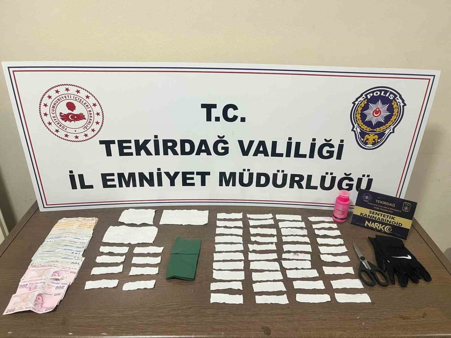 tekirdagda-uyusturucu-operasyonu-10-supheli-tutuklandi