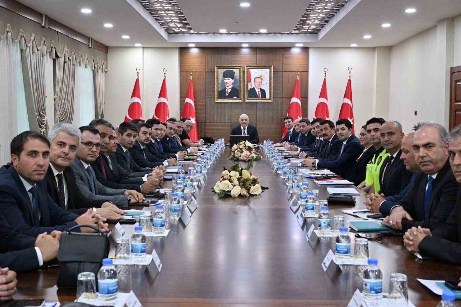 vali-zorluoglu-egitim-en-oncelikli-meselemiz