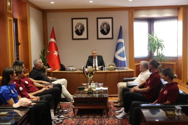 anadolu-universitesi-buyuk-bir-basariya-imza-atti