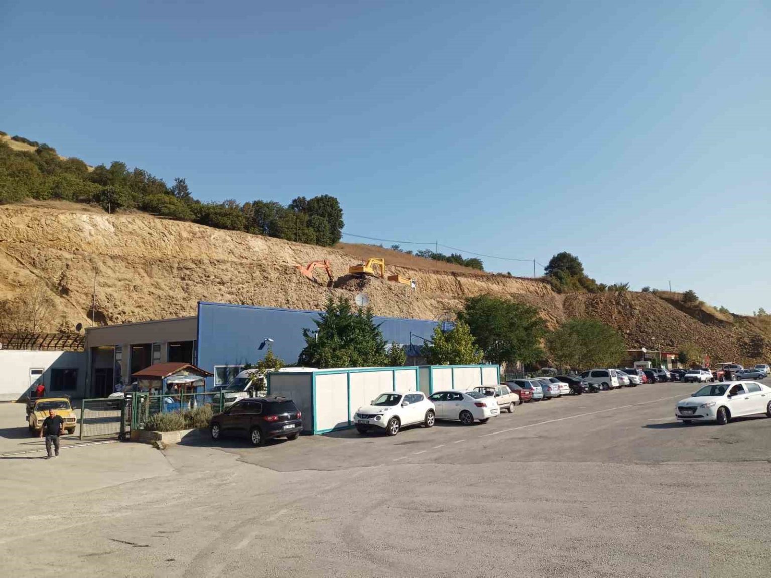 arac-muayene-istasyonunda-heyelana-karsi-onlem