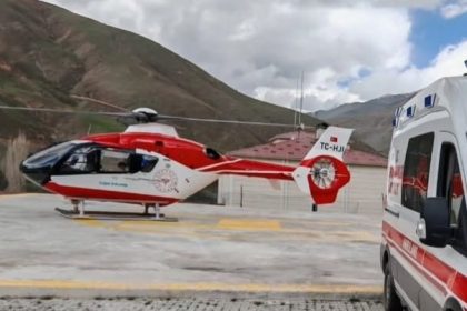 bahcesarayda-86-yasindaki-hasta-helikopterle-sevk-edildi