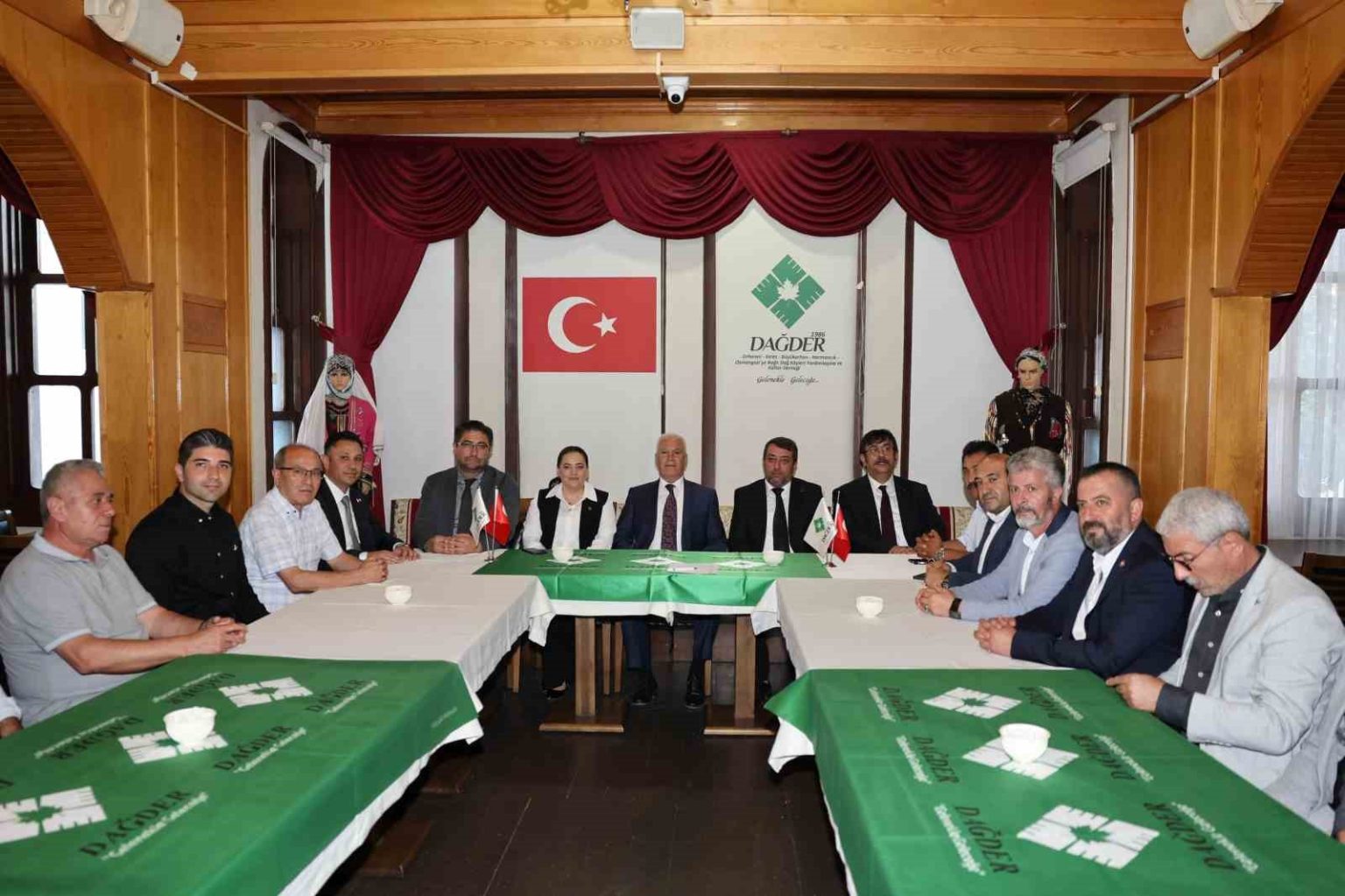 baskan-bozbeyden-genclere-guvence