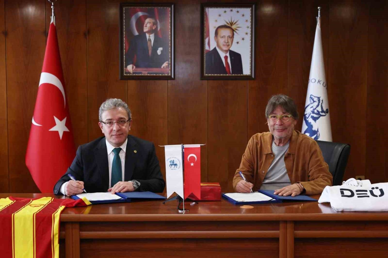 deu-ile-goztepe-arasinda-is-birligi-protokolu-imzalandi