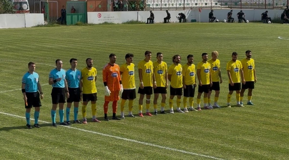 diyarbekirspor-bitlis-1916-macinda-sahaya-cikmadi-mac-tatil-edildi