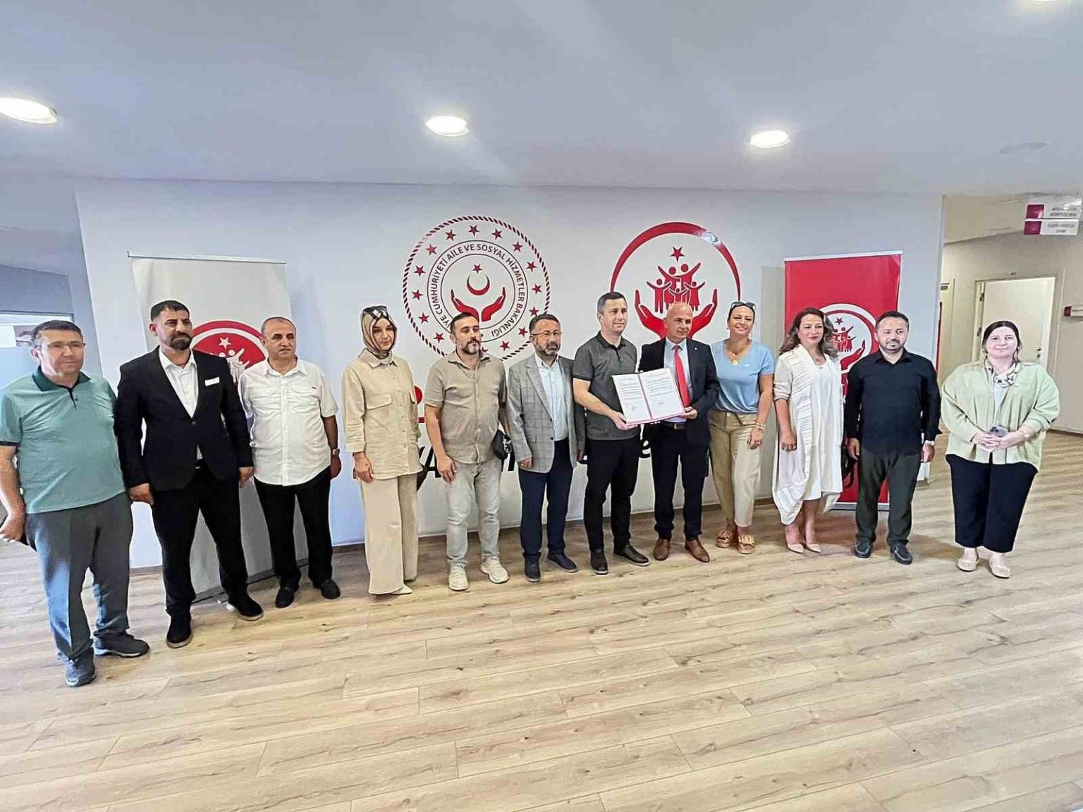 duzceli-emlakcilar-yeni-evlenecek-ciftlerden-komisyon-almayacak