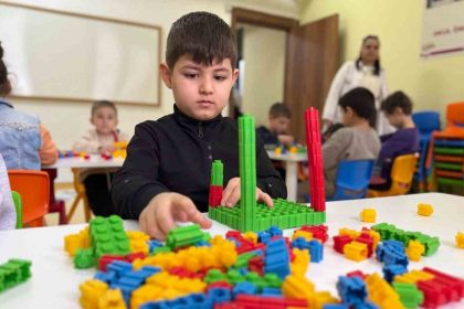fatihte-cocuk-duraklari-yeni-egitim-yilina-basladi
