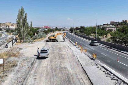 hacilar-kayseri-caddesinde-ilk-etap-trafige-acildi