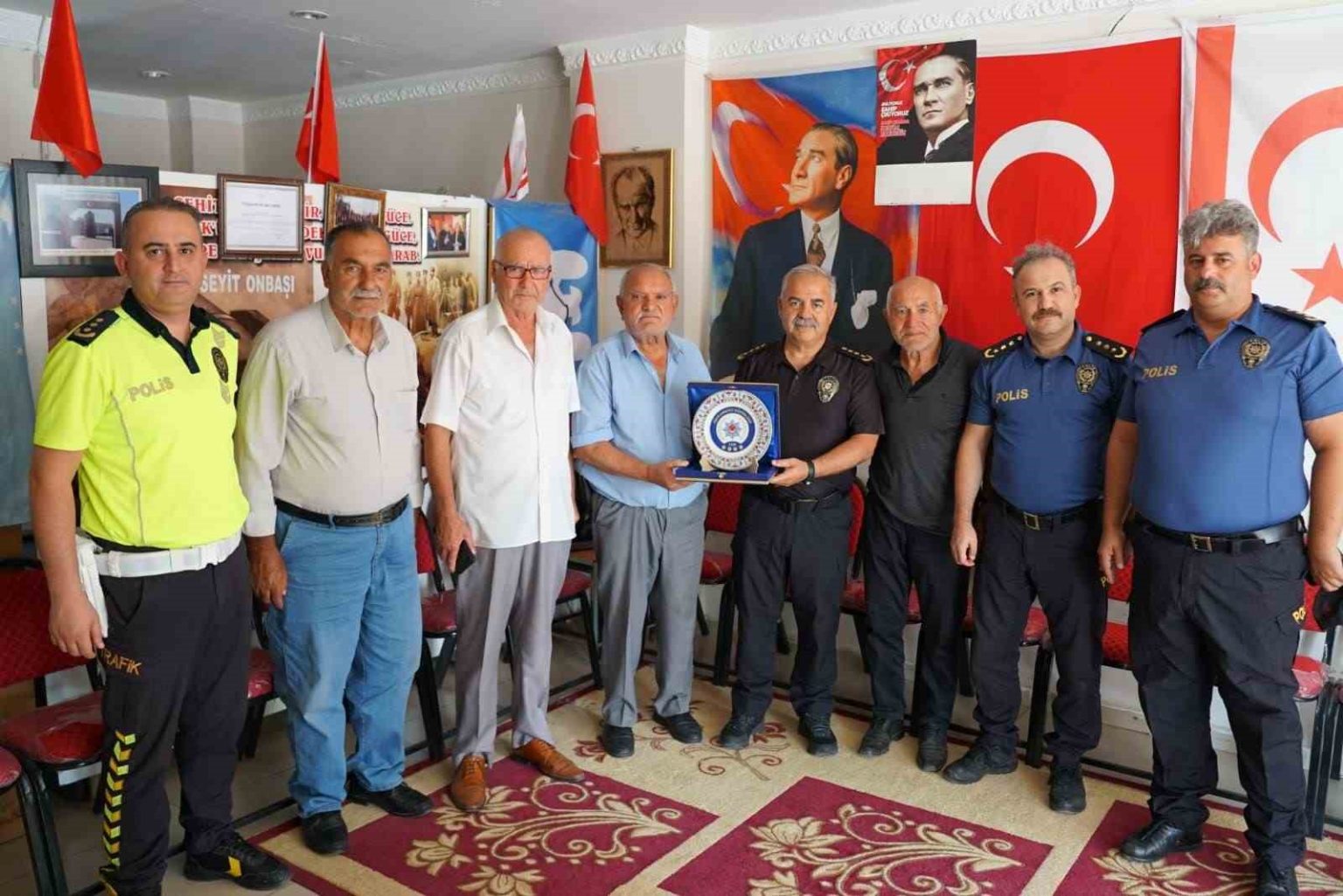 igdir-il-emniyet-muduru-niyazi-turgaydan-kibris-gazilerine-ziyaret