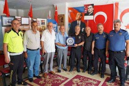 igdir-il-emniyet-muduru-niyazi-turgaydan-kibris-gazilerine-ziyaret