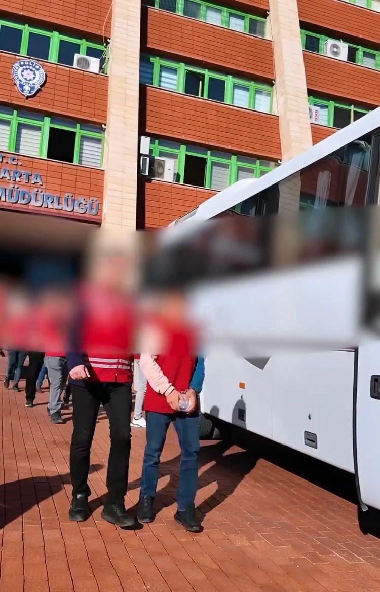 ispartada-aranan-sahislara-yonelik-operasyonlarda-243-kisi-yakalandi