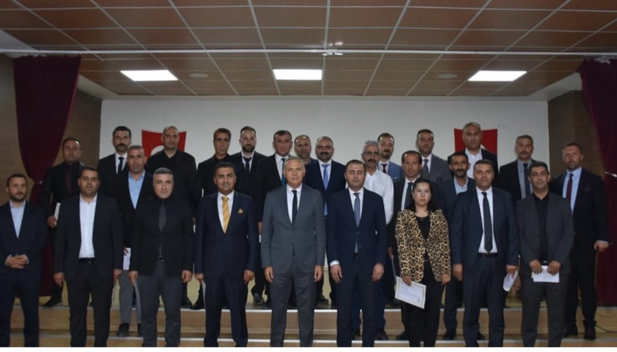 kaymakam-mustafa-akin-okul-mudurleriyle-bir-araya-geldi