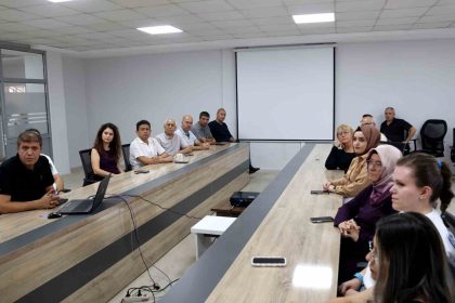 kaymakamlik-personeline-yerinde-sigara-birakma-danismanligi