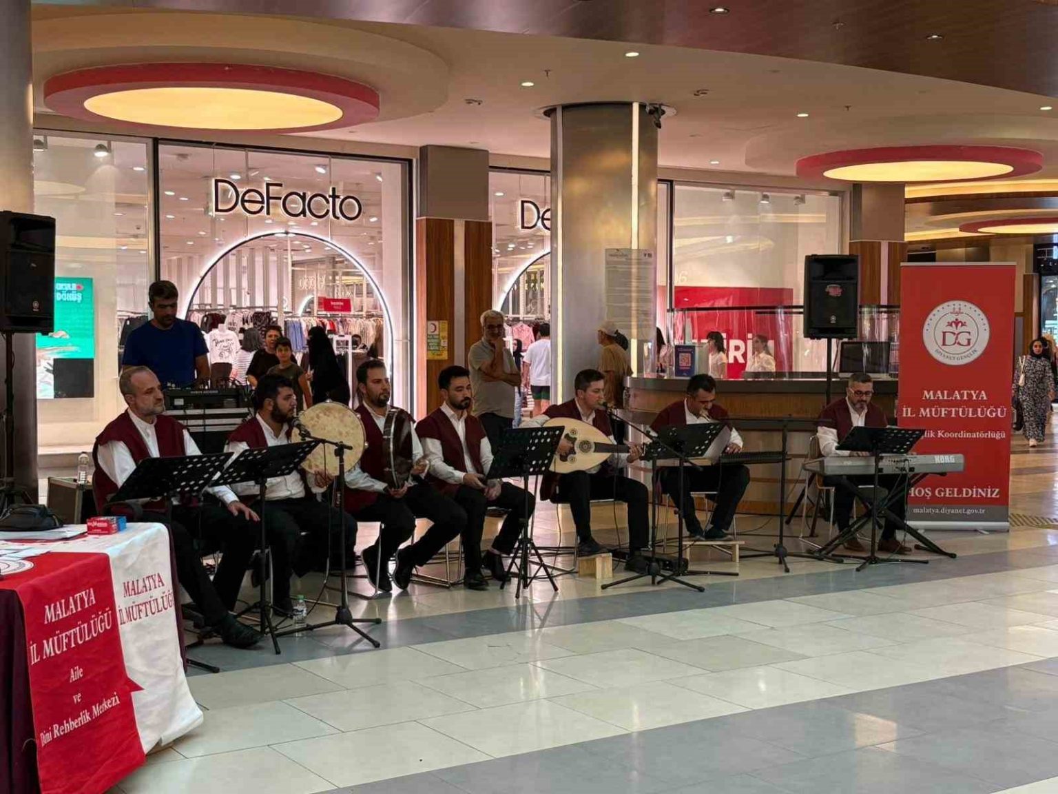 malatyapark-avmde-mevlit-kandili-programi-duzenlendi