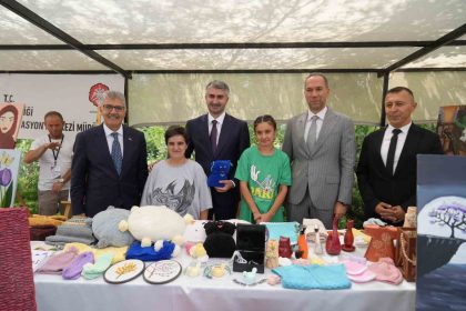 nigdede-aile-senligi-coskusu